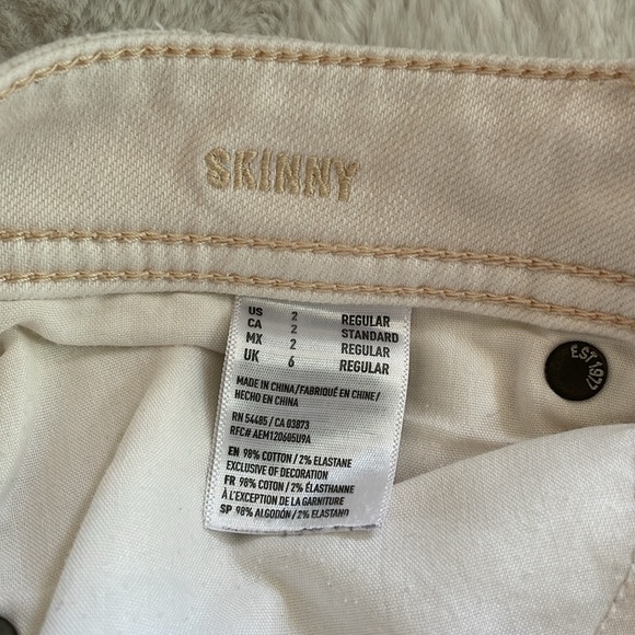 American Eagle Cream Coloured Patchwork Stretch Skinny Jeans - Picture 5 of 6